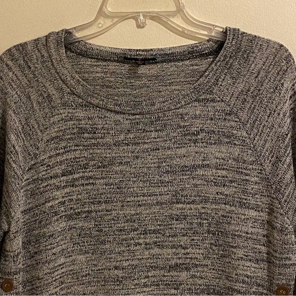 Mine Anthropologie Size L Gray Pullover Elbow Patch Long Sleeve Faux Side Button - Picture 2 of 11